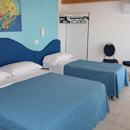 Hotel Albatros روزيتو ديلي أبروتسي المظهر الخارجي الصورة