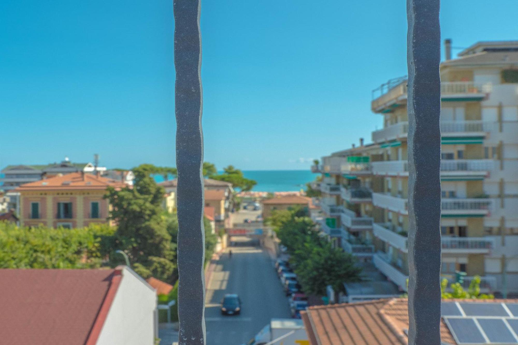 Hotel Albatros روزيتو ديلي أبروتسي المظهر الخارجي الصورة