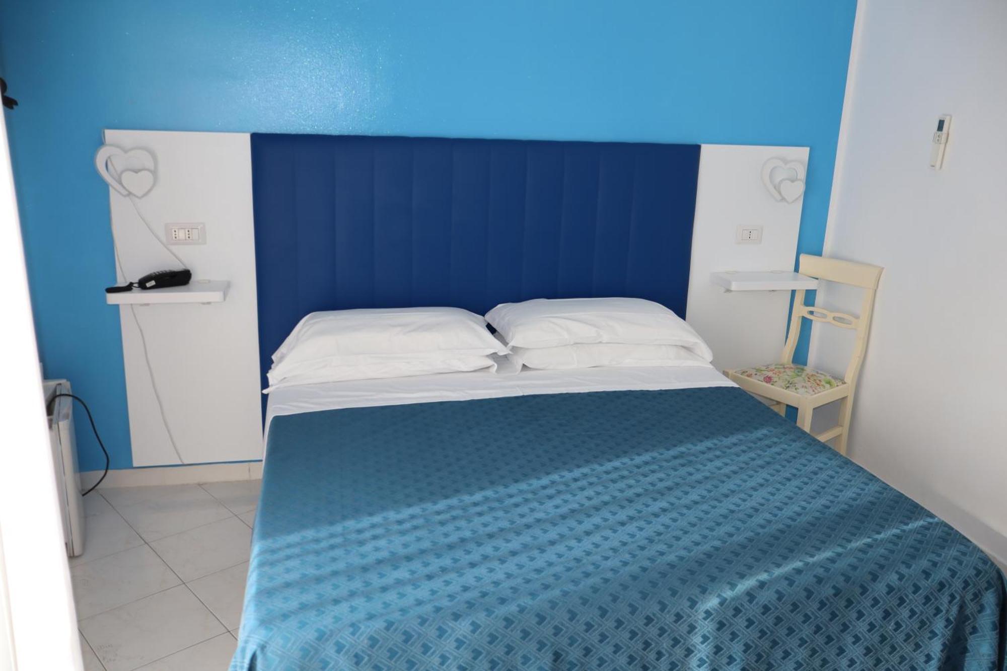 Hotel Albatros روزيتو ديلي أبروتسي المظهر الخارجي الصورة